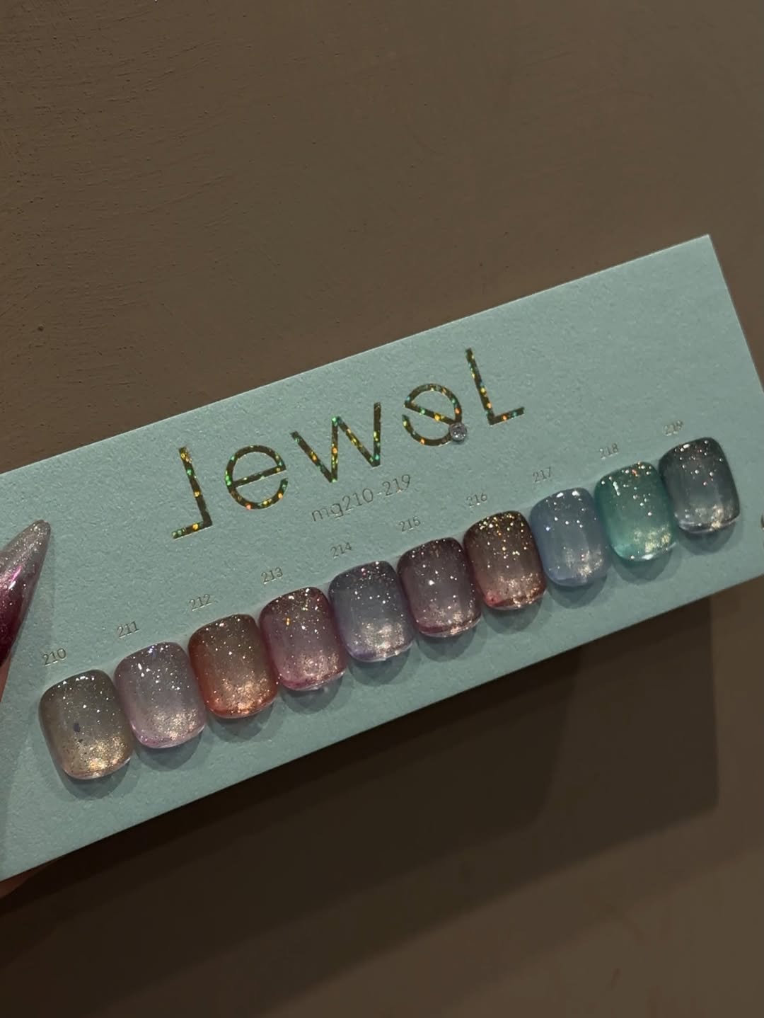 jewel magnet