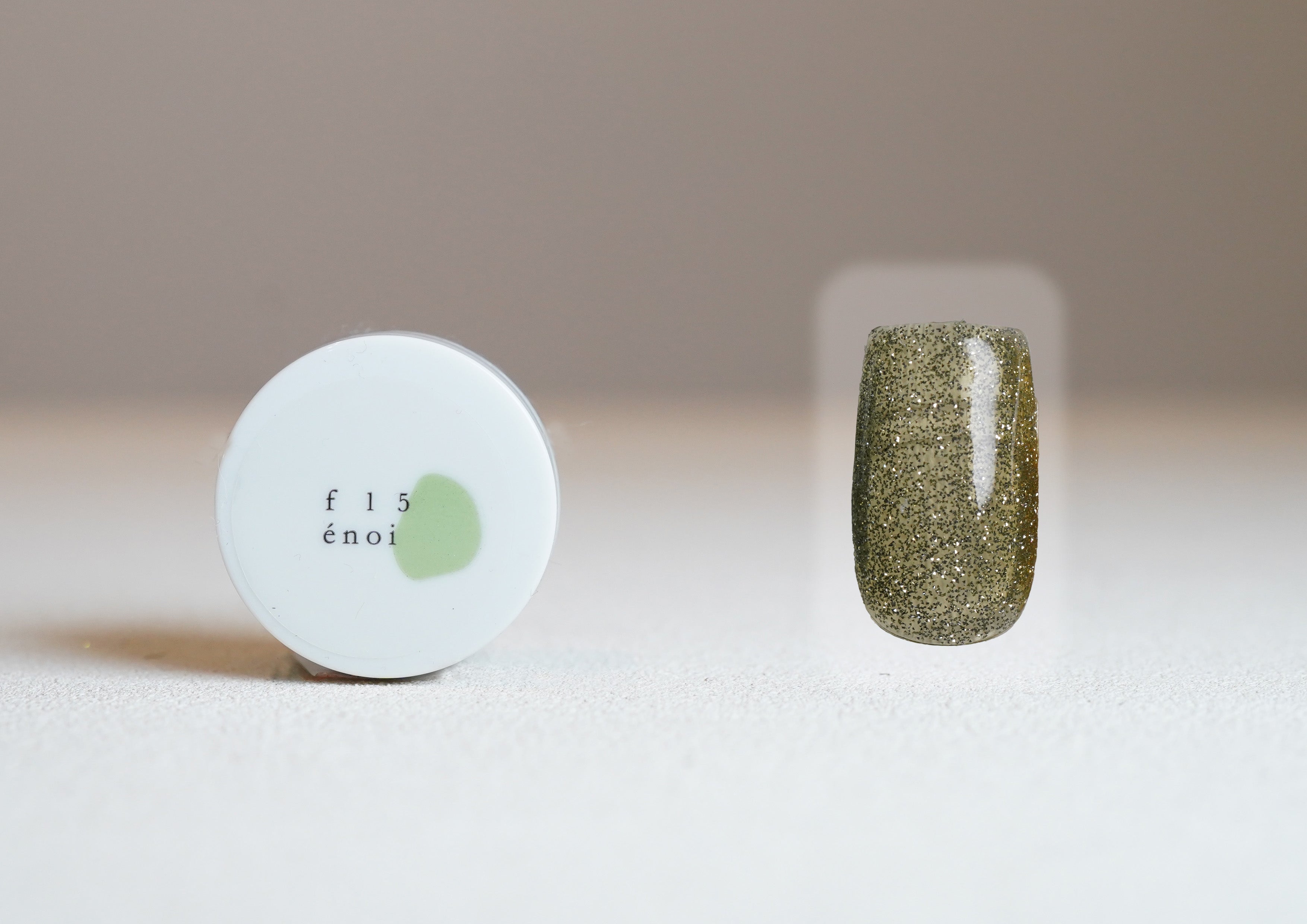 f15_ce9873cb-9b65-4973-8fb6-